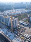Großbaustelle des Wohnquartiers „Europa-Karree“ in Erfurt: Der Wohnungsbau in Deutschland steht weiterhin unter Druck durch hohe Baukosten, steigende Zinsen und fehlende Planungssicherheit.